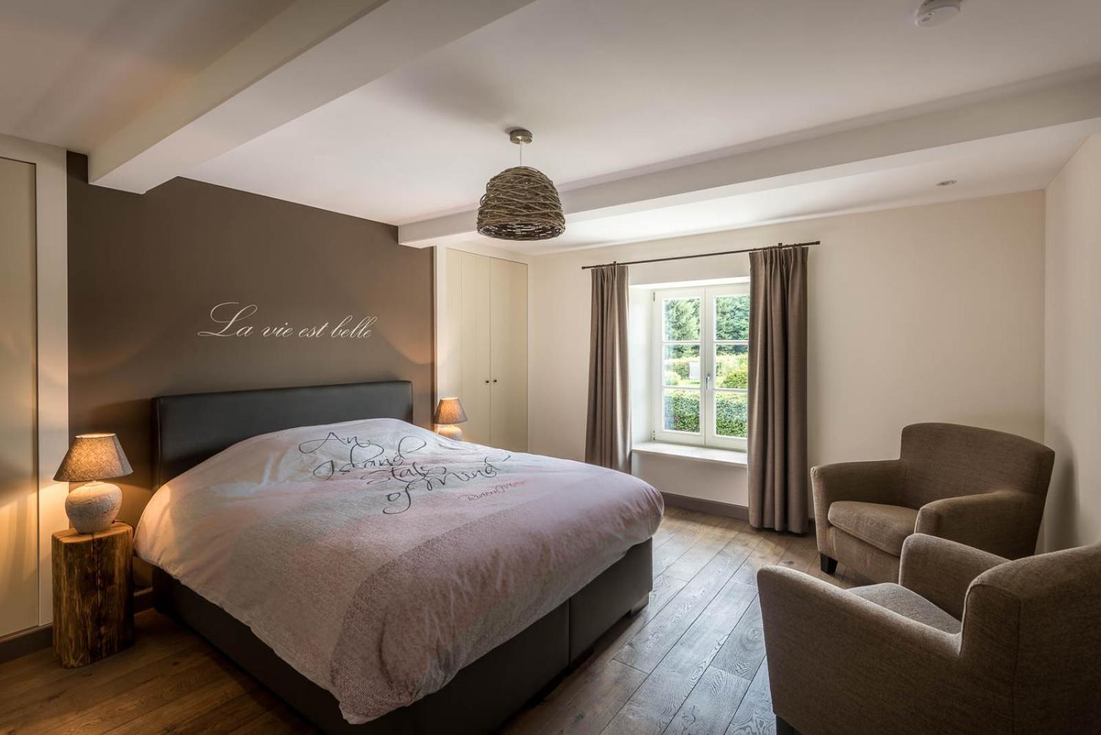 B&B Haut Bruly Кувин Екстериор снимка